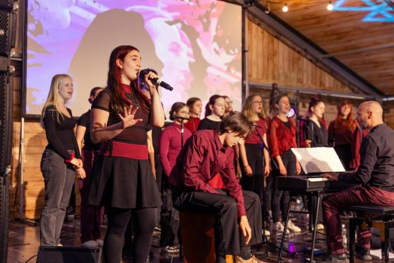 FRÜHLINGSKONZERT des Jugendchor Zürichsee Linth mit Fishermen