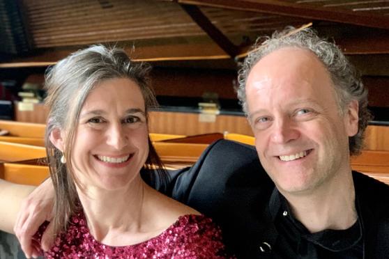 Klassik und Jazz - mit vier Händen am Flügel