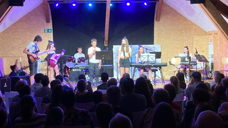Konzert der Schülerbands der Oberstufe Kaltbrunn und Uznach