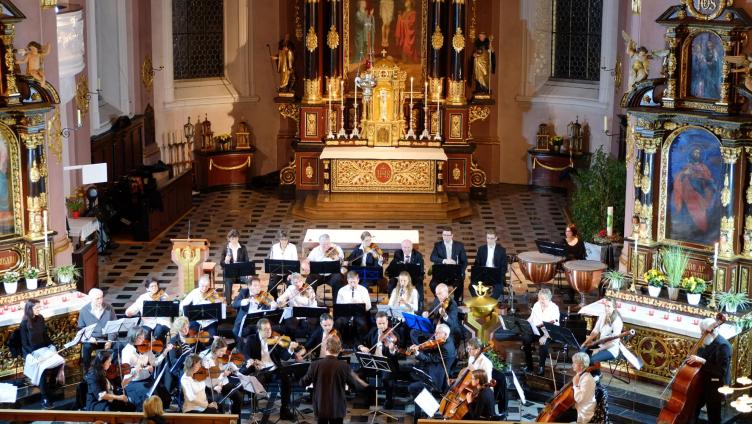 Antonín Dvořák: böhmische Leidenschaft im Jahreskonzert