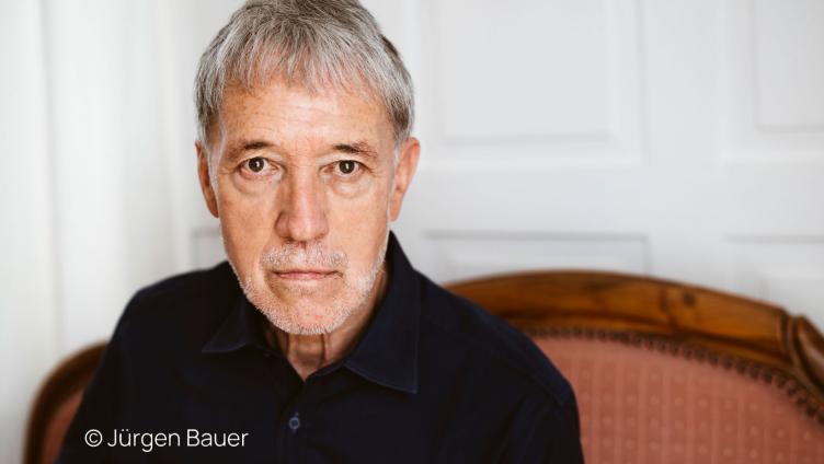 Moderierte Lesung – Urs Faes «Sommerschatten»